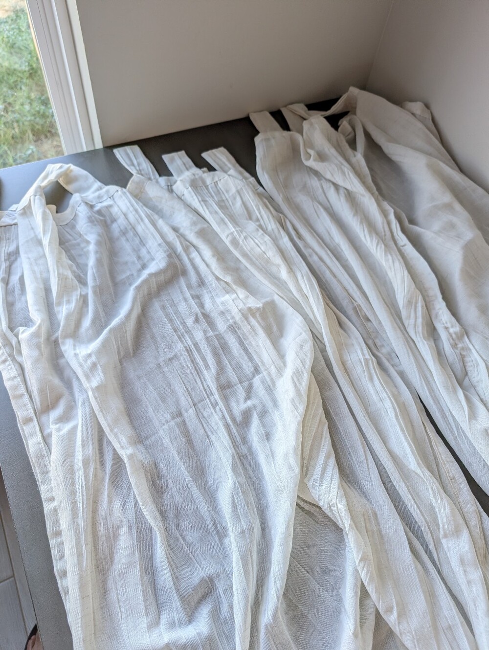 Better Homes & Gardens Tab Top Sheer Cream Wrinkled Pleates Curtain Size 84"X50"